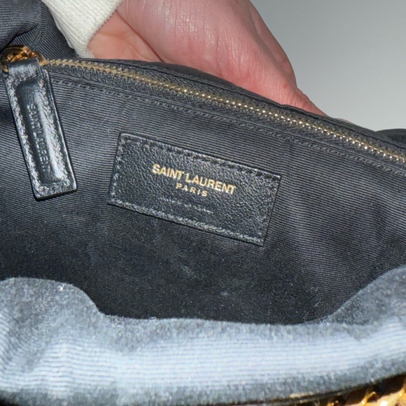 Saint Laurent Chevron Quilted Backpack Noir main image 11